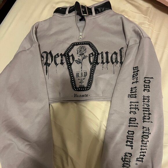 Noemie Gray Belt Mock Neck Coffin Crop Half Zip Pullover Sweater Cutsew - Picture 3 of 4